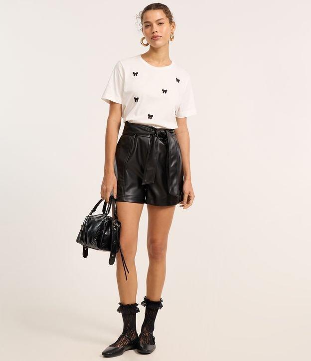 Camiseta Baby Look em Algodão com Lacinhos Bordados - 2