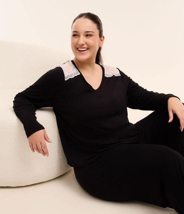 Pijama Longo com Renda Contrastante Curve & Plus Size - 1