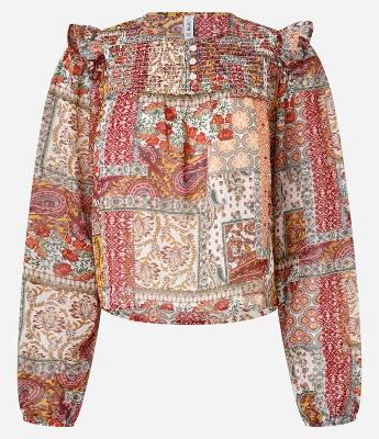 Blusa Bata em Curta em Chiffon com Pala em Lastex e Estampa Mix Patch