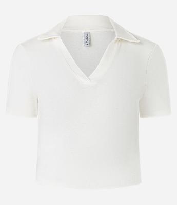 Blusa em Ribana com Gola Polo e Manga Curta