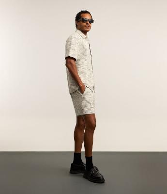 Bermuda em Tweed com Cordão