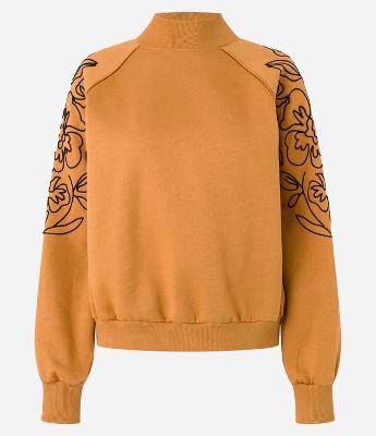 Casaco em Moletom com Cava Raglan e Bordado Floral