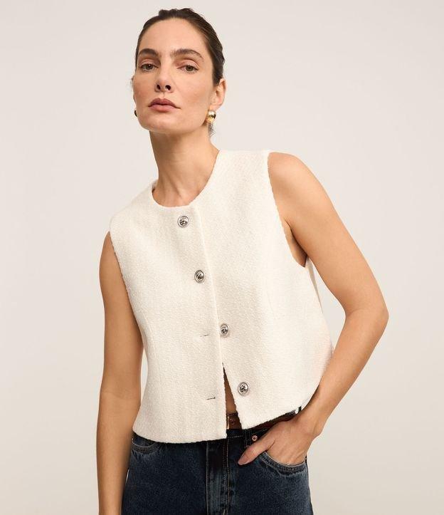 Colete Texturizado em Tweed com Gola Redonda e Pences - 1