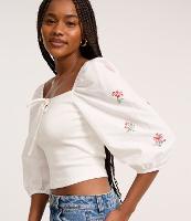 Blusa em Ribana com Lacinho no Busto e Bordado Floral - 3