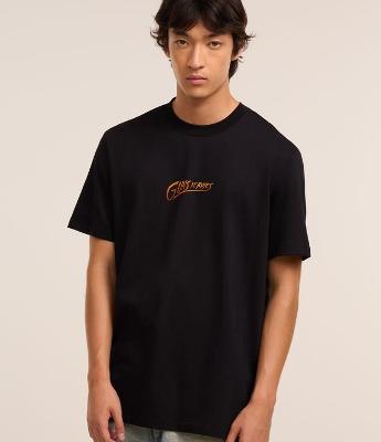 Camiseta Comfort em Algodão Guns N' Roses Caveira Skatista