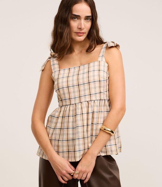 Blusa em Tricoline com Laço na Alça e Estampa Xadrez - 1