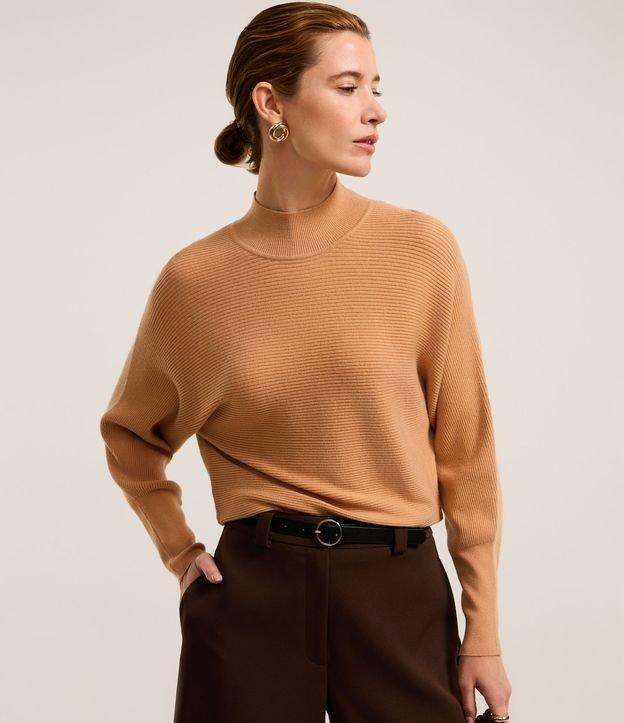 Blusa em Tricô Canelado com Gola Alta - 2