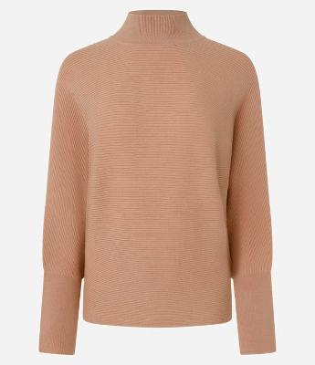 Blusa em Tricô Canelado com Gola Alta