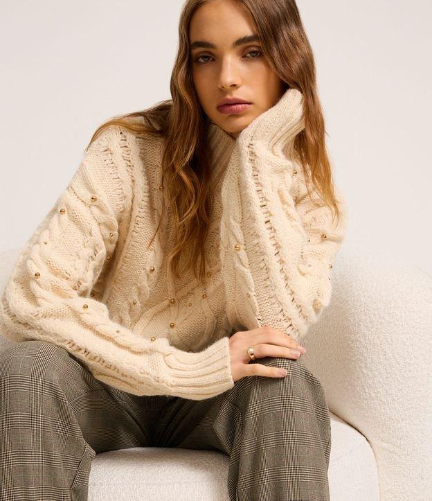 Suéter em Tricô com Mix de Pontos e Bolinhas Metalizadas - 1