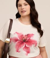 Camiseta T-shirt com Estampa de Flor Curve & Plus Size - 1