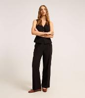 Calça Reta Alfaiatada com Passantes e Pregas - 1