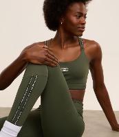 Calca Legging Esportiva em Microfibra com Bolsos - 2