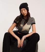 Blusa Cropped em Tricô Listrado com Estrela Frontal - 1