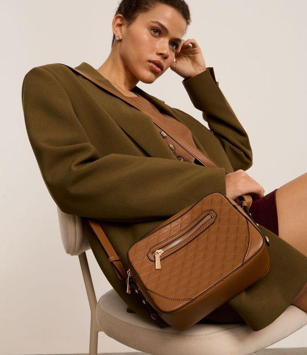 Bolsa Transversal Pequena com Textura - 3