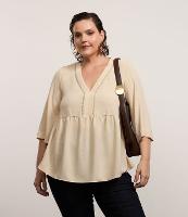 Blusa em Crepe com Detalhes e Manga 3/4 Curve & Plus Size - 1
