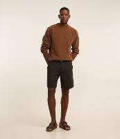 Bermuda Reta em Twill com Passante e Bolsos - 2