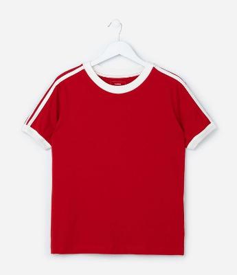 Camiseta Infantil com Detalhes Contrastantes - Tam 5 a 14 anos
