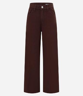 Calça Wide Leg em Sarja com Passantes no Cós