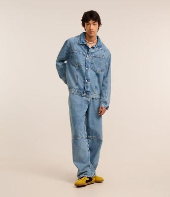 Calça Super Baggy em Jeans Vintage com Recortes