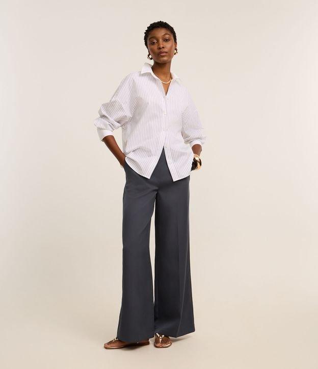 Calça Pantalona Alfaiatada com Passantes e Frisos - 3