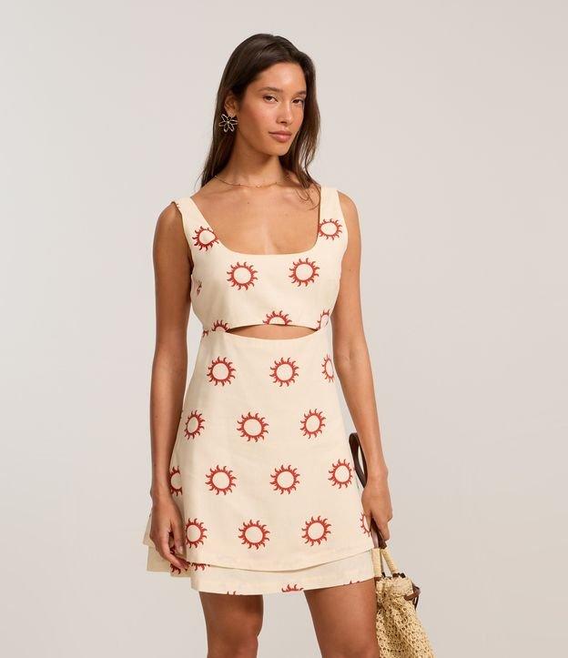 Vestido Curto em Viscose com Saia Sobreposta e Estampa de Solzinhos - 2