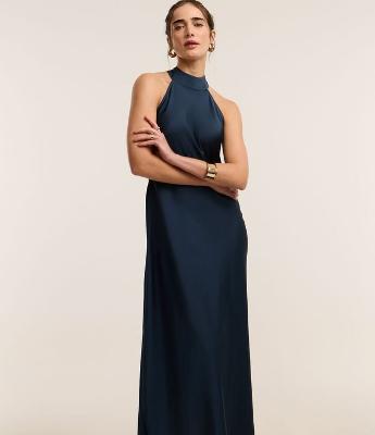 Vestido Longo em Cetim com Amarração no Pescoço