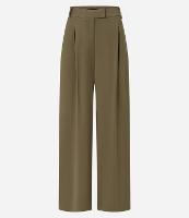 Calça Pantalona em Crepe com Pregas e Fechamento Deslocado - 1