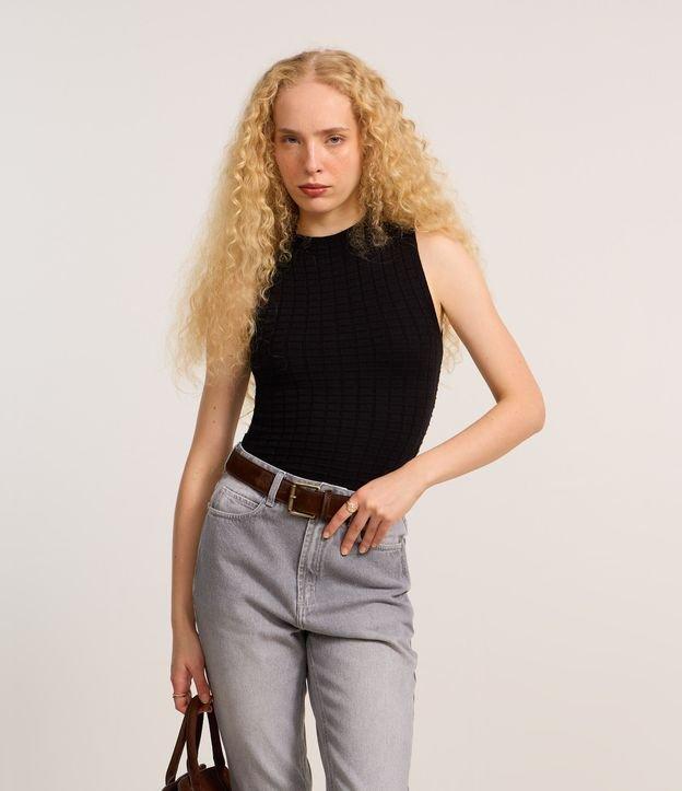 Blusa em Tricô com Gola Alta - 2