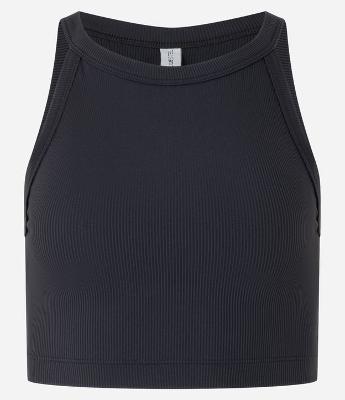 Blusa em Ribana com Gola Halter