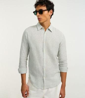 Camisa com Linho Gola Colarinho e Abotoamento