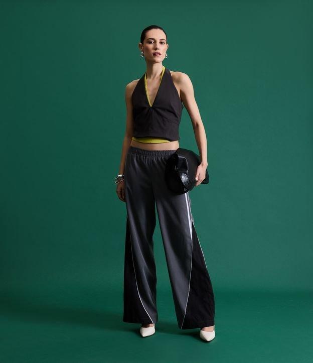 Calça Reta em Cupro com Recorte Contrastante - 3