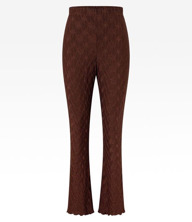 Calça Flare Texturizada com Frufru na Barra - 1