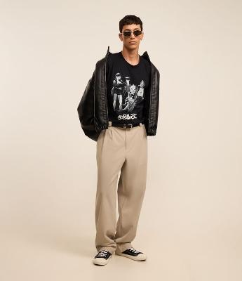 Calça Baggy em Sarja Alfaiatada com Pregas