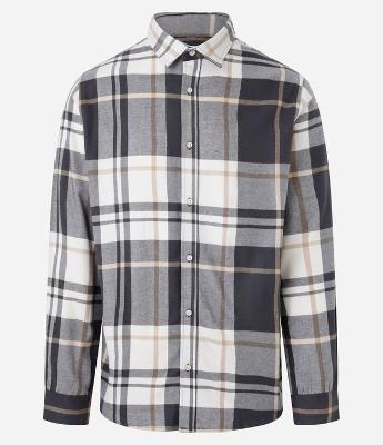 Camisa em Flanela com Estampa Xadrez e Abotoamento