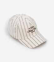 Boné Aba Curva em Sarja com Estampa Listrada e Bordado Monte Carlo - 1