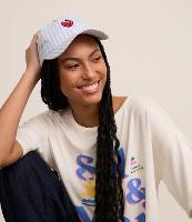 Boné Aba Curva em Flanela com Estampa Xadrez Vichy e Bordado Morango - 2