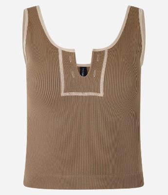 Blusa Seamless com Recorte V e Detalhes Contrastantes