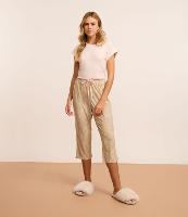 Pijama Capri com Detalhe de Cetim e Estampa Floral - 2