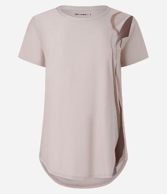 Camiseta Esportiva em Microfibra Texturizada com Estampa Ondas