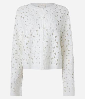 Blusa em Crochê com Abotoamento Frontal