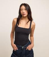 Blusa em Microfibra com Decote quadrado - 3