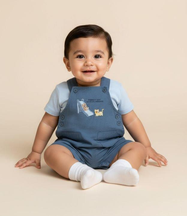 Jardineira Infantil com Bordado Bichinhos no Parquinho - Tam 3 a 18 meses - 2