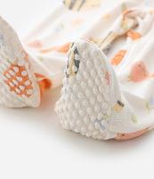 Macacão Infantil com Estampa de Abelhinhas - Tam RN a 18 meses - 2