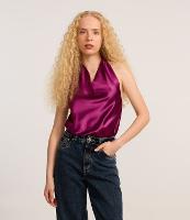 Blusa em Cetim Frente Única com Costas Abertas - 1