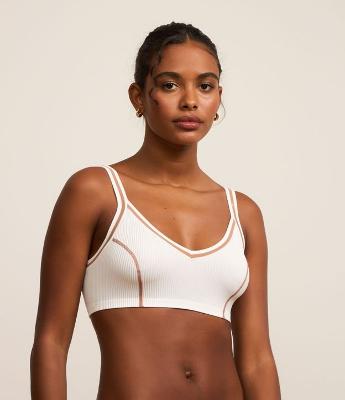 Sutiã Canelado em Poliamida Seamless com Recortes Contrastantes