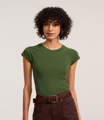 Blusa Curta em Suedine com Cava Raglan