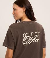 Camiseta Oversized Esportiva em Algodão Estonado com Estampa Out of Office - 2