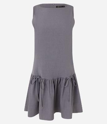 Vestido Evasê Curto em Crepe com Amarração na Barra