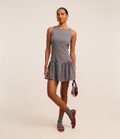 Vestido Evasê Curto em Crepe com Amarração na Barra - 2