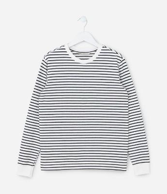 Camiseta Infantil com Estampa Listras a Fio Tinto - Tam 5 a 14 Anos